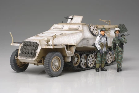 Tamiya 1/48 Sd Kfz 251/1 Ausf D 1 Tamiya 1/48 Sd Kfz 251/1 Ausf D