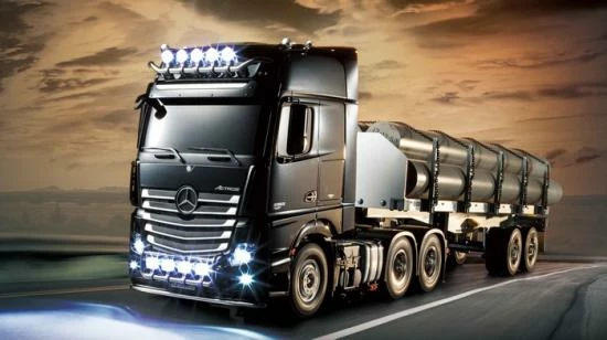 Tamiya Actros 3363 Gigaspace 2 Tamiya Actros 3363 Gigaspace - Image 2